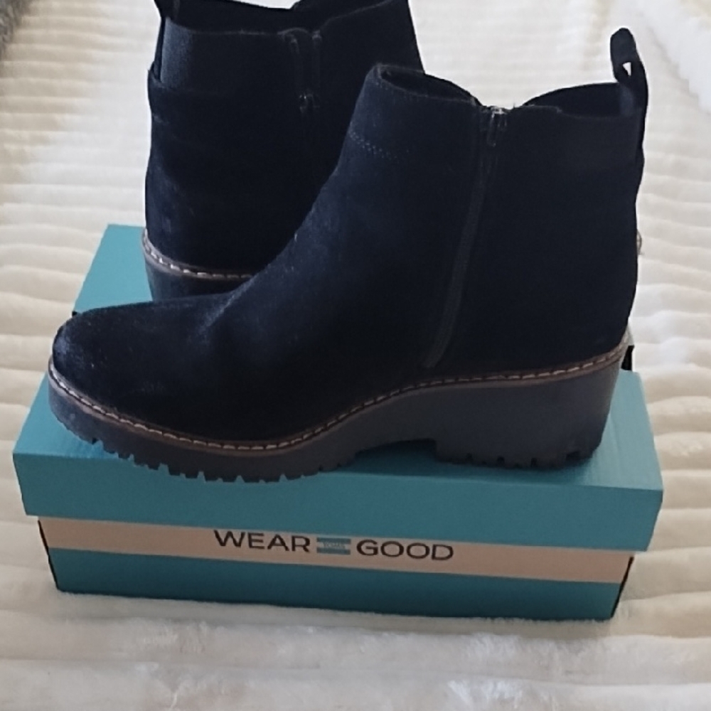 Toms Black Suede Wedge Ankle Booties